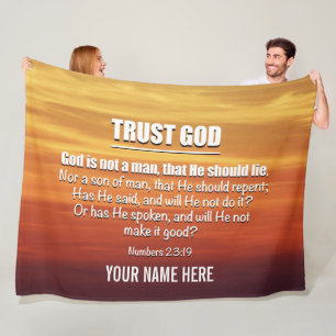 GOD ÄR INTE EN MAN Trust Gud Christian Fleecefilt