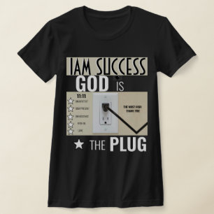 GOD ÄR PLUG T SHIRT