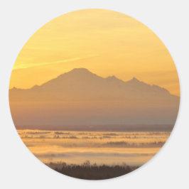 God bergsmagi. runt klistermärke