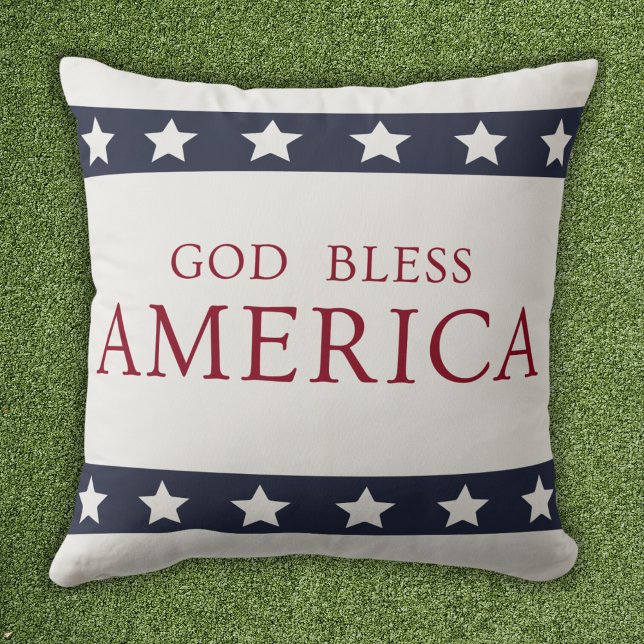 God Bless America Patriotic White and Blue Kudde (Skapare uppladdad)