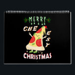 God Cheesy jul Julafton Santa Pizza jul Kalender<br><div class="desc">God Cheesy-julen Julafton Santa Pizza-julen. Bästa gåvor till jul T-shirts, Halloween Festival iphone case, Jesus Day Sweatshirt, Jultomten Tapestry, Julafton Tote bags, National Pizza Day Mugg, National Cheese Pizza Day Hoodies, National Sause Pizza Day Blanket, Birthday Wall Arts, Anniury T-shirts och Birthday T-shirts. Två sidor LargeCalendar, White. De färgstarka konstruktionsutrustningarna...</div>
