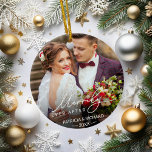 God dag efter den nya julen julgransprydnad keramik<br><div class="desc">Personligens fotodekoration för nylweds har ett favoritfoto från bröllop på vardera helgdag,  med "Merrily Now After" överlagt i vit kalligrafi. Anpassa med datum för namn och bröllop.</div>