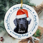 god jul Black Labrador Cute Santa Hund Julgransprydnad Keramik<br><div class="desc">Dekorera träd och förstöra din favoritarbetsplats den här julhelgen med den vackra God jul Santa Hund Black Labrador-julprydnaden och matchande dekanter. En underbar gåva till alla Labrador Älskare. Denna svart lab jultomtprydnad kommer att vara en favorit bland arbetsladden älskare. Besök vår samling för att hitta matchande svart lab julklappar, hemdekanter...</div>