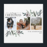 God jul Black Winter Blommigt Photo Magnet<br><div class="desc">Vi presenterar det botaniska Helgdag för foto-magnet i God jul Black Winter! Det här vackra kortet innehåller tre av dina favoritfoton i svartvitt, med "God jul i modern handstil och serif type duo. Kortet är dekorerat med mörk svarta, röda och desaturerade botaniska gröntar vintern, skapar det perfekten för att skicka...</div>