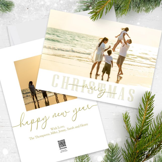God jul Elegant Guld Calligraphy 2 Photo Julkort (Merry Christmas gold typography-style photo card with a two-photo template. )