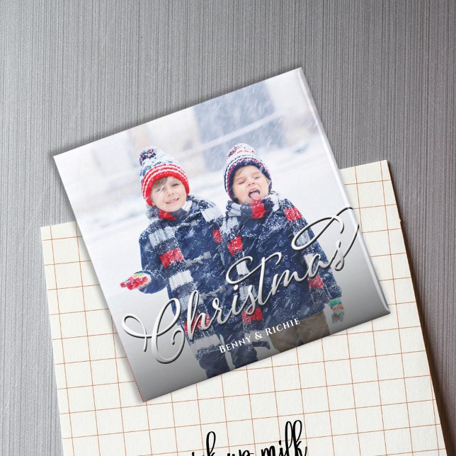 God jul fotomallskript magnet (Merry Christmas holiday photo magnet with silver calligraphy script. )