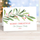 God jul Grönt Red Winter Greenery Helgkort<br><div class="desc">Den här snyggten "God jul"-helgdag har ett modernt och minimalt vinter för vattenfärg i grönt gren med rött bergsaccent. Eleganten kan vara helt och hållet personlig med ditt val av hälsning,  familj namn,  år och ett meddelande om anpassningsbar inuti kortet.</div>