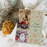 God jul Hand plockade Icons Red Grönt 2 Photo Julkort<br><div class="desc">ditt varmaste önskemål med det här personlig 2-fotokortet för Helgdag. Med en mysigt vinterscen med mistletoe & greenery är det perfektens sätt att visa dina favoritfamiljeminnen. **Anteckningar: Toppbild - Lodrät Fotopreferens & för Grund-bild - Vågräts fotopreferens (Använda Skörd verktyg för att justera fotoplaceringen).</div>