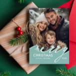 God jul Helgdagskorten Julkort<br><div class="desc">Gör helgdag ännu mer minnesvärt med det här unika kortet. Oavsett om du skickar hälsning till vänner och familj eller ansluter till nära och långt nära närstående,  är vårt God jul Script Photo Helgdag Card ett tidlöst och hjärtlöst val.</div>
