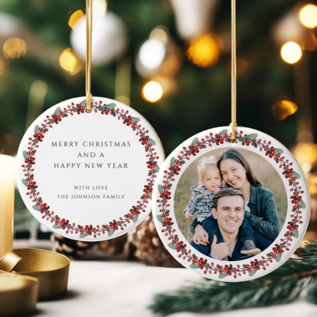 God jul Holly Botanical Photo Julgransprydnad Keramik (Merry Christmas Holly Botanical Photo Ceramic Ornament)