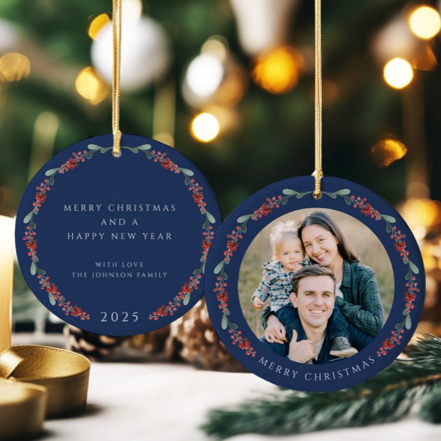 God jul Holly Botanical Photo Julgransprydnad Keramik (Merry Christmas Holly Botanical Photo Ceramic Ornament)