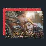 God jul i guld - hälsningsstjärnor 1 foto julkort<br><div class="desc">Guld stjärnor Säsongens hälsningar Julens 1-fotokort för helgdag. Med en manusext och guld-effektdesign kan rött färg i bakgrunden ändras till kostym i stil.</div>