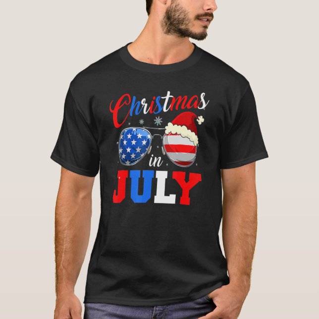 God jul i juli Santa Hat Sunglasses Julafton T Shirt (Framsida)