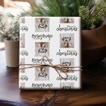 God jul med ett fyrkantigt foto - vitt presentpapper<br><div class="desc">Lägg till ett bild till den här söta helgdag - perfekt för barnen. Ett enkelt och modernt foto som gör en minnesvärd figursättning under träd.</div>