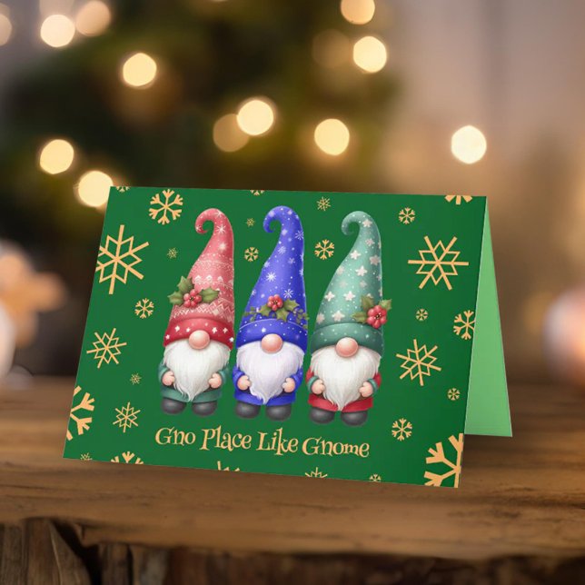 God jul med Snöflingor Helgkort (Festive Gnomes Gno Place Like Gnome Christmas Greeting Card Cover Photo)
