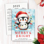 God jul och ljus Cute Penguin Julkort<br><div class="desc">Den här personligens söta julkort har en glad penguin i en röd julhatt som håller jul i ljus. Den här designen har en snöblå vattenfärgsbakgrund. En "Merry & Bright" som säger pulserande röd färg och malltext för hälsning, familj namn och ett år finns på kortets framsida. Baksidan har Söndag till...</div>