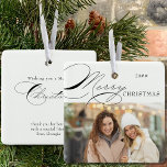 God jul Photo and Elegant Calligraphy Julgransprydnad Keramik<br><div class="desc">God jul fotodekoration som du kan anpassa med favoritfotot och personlig på baksidan. Elegantens typografiska utformning med snabb kalligrafi och enkel att redigera för en vän eller familj. Den här helgdag är skriven med God jul på ena sidan och redigerbar text på den andra. Exempeltexten lyder: "önskar er en god...</div>