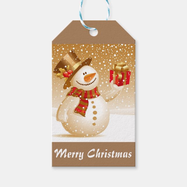 God jul presentetikett (Illustration of a Christmas tag with a snowman wearing a brown hat with holly berries.)