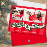 God jul Retro Typography Photo Collage Julkort<br><div class="desc">Fira årstiden med det här God jul fotosamlingskortet, blanda modern röd och grönt med retrotypografi för att få en aning nostalgi. Den här designen är perfekt för familjer som tittar något sött, vismiskt och roligt med nära och kära. Kammuschskriptet tillför en elegant och skapar detta som ett riktigt festligt familjekort....</div>