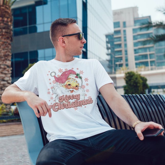 God jul Retro Typography Santa Rosa Hat T Shirt (Skapare uppladdad)