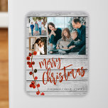 God jul röd fotokollage rustic magnet<br><div class="desc">Rustic snyggt God jul handskrivet kalligrafskript 3 familjematchfoto av helgdag keepémagnet med anpassningsbarnas personlig som innehåller en fläckig röd heliga gren.</div>