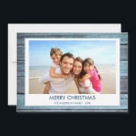 GOD JUL RUSTIC BEACH WOOD PHOTO JULKORT<br><div class="desc">Rustic Blue Wood Coastal Beach-familjen Fotojulkort - Helgdag. Bild och namn kan bytas ut mot detta enkla fotoport för strand- eller kustsemesterfamiljen.</div>