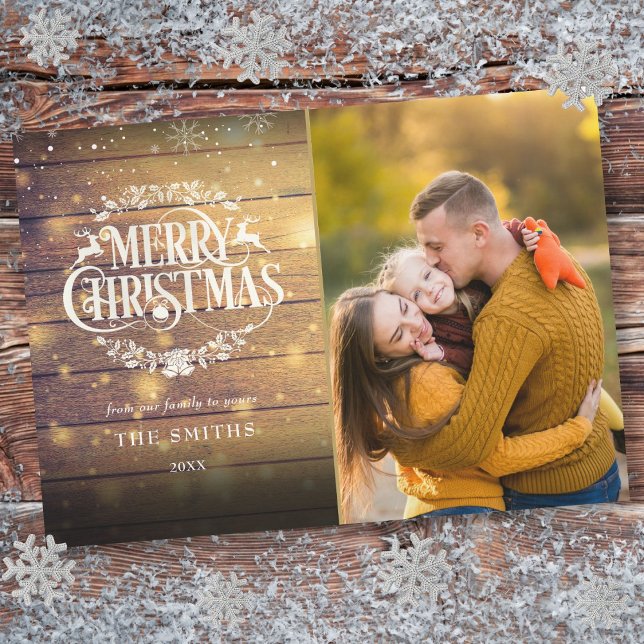 God jul Rustic Wood Snöflingor Photo Julkort (Merry Christmas Rustic Wood Snowflakes Photo Holiday Card)