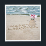 God jul Sandman på Beach Pappersservett<br><div class="desc">Cute sand snögubbe med Merry Chrsitmas-text,  solglasögon och strimlade strumpor på strandsand.</div>