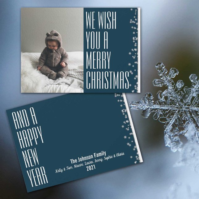 God Jul Snöig Blå Foto Julkort (Wish them all a Merry Christmas & Happy New Year with these cool blue holiday photo cards.)
