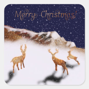 God Jul - trähjortar och berg i snö Fyrkantigt Klistermärke