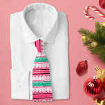 God jul & Ugly Sweater Önskemål Slips<br><div class="desc">Skaffa redo till julfesten med vår vackra, trevliga julklackTie! Den här festliga och roligt designen har ett fult svettare mönster på efterrött och grönt färg, som är perfekt koordinerad med vår God jul och ugga julsötare Reindeer Collection för den perfekten helgdag. Vare sig du får för dig själv eller presenterar...</div>