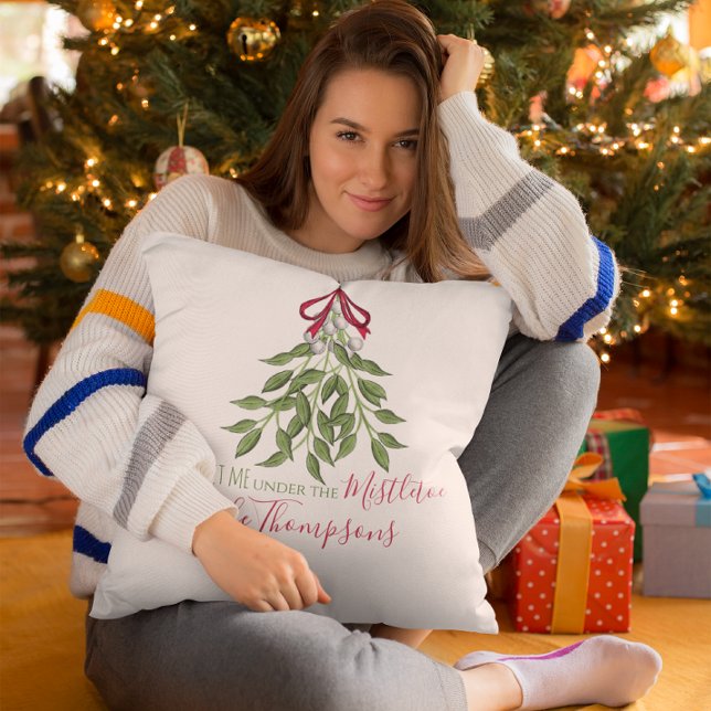 God jul - vattenfärg Greenery Cute Merry Mistletoe Kudde (Meet me under the mistletoe holiday throw pillow.)