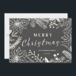 GOD JUL WINTER FOLIAGE CHALKBOARD FOTO JULKORT<br><div class="desc">GOD JUL: Ljus och glad botanisk ram med poinsettia, holly, bär och löv på kritbrädans bakgrund. Anpassa det här platta helgdag-fotokortet till elegant med din familj namn och lägg till din favoritfamilj bilder. Anpassa den om du vill ändra fotolayouten eller bakgrunden till färg. Contemporary, klassiskt, modernt och snyggt sätt att...</div>