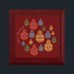 God jul Wooden Jewelry Keepsak Box Minnesask<br><div class="desc">En färgstark julprydnadsdesign med texten "God jul". Texten och utformningen av inslag är helt och hållet anpassade.</div>