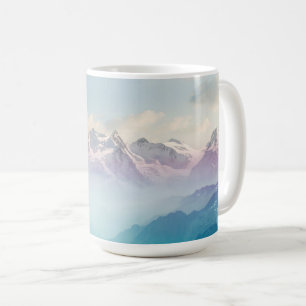 God morgon Mist i en alpredal Kaffemugg