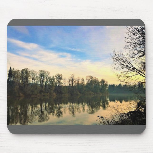 God morgon vid Willamette River, OR Musmatta (Framsidan)