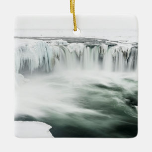 Godafoss vattenfall, vinter, Island Julgransprydnad Keramik
