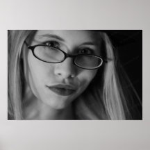 Goddes Smirking poster i B&W