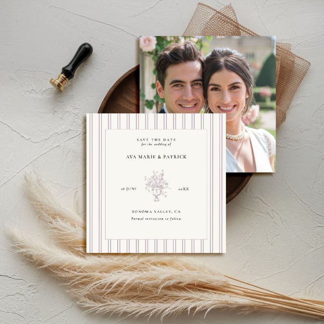 Gods Lavender Rand Blommigt Vas Photo Bröllop Spara Datumet (elegant wedding save the date photo template chateau estate garden destination lavender stripes)