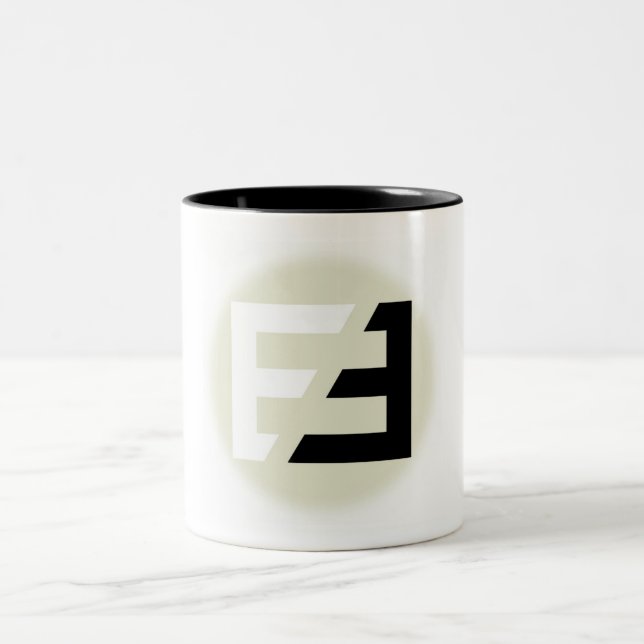 Gods Mugg (Center)