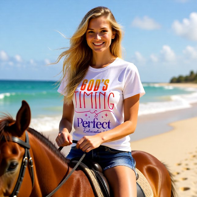God's Timing Is Perfect Christian T Shirt (Skapare uppladdad)