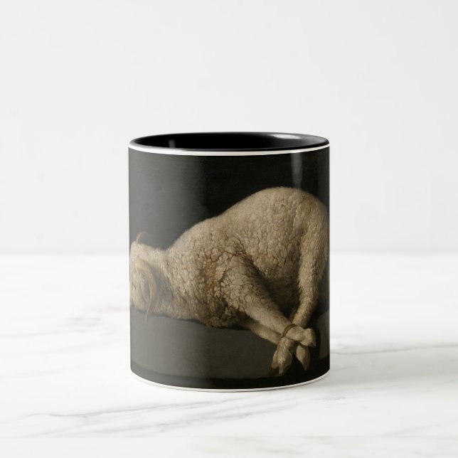 Godslamm (Agnus Dei) (Sackarosdjur) Två-Tonad Mugg (Center)