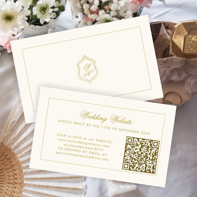 Gold calligraphy elegant QR code wedding RSVP Tilläggskort (Skapare uppladdad)