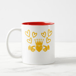 Gold Claddagh Ring Coffee Mug Två-Tonad Mugg