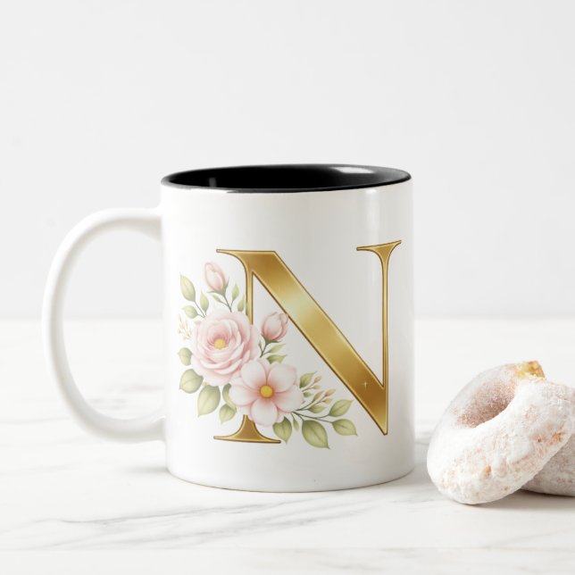 Gold Floral Monogram N Mug Två-Tonad Mugg (Med munk)
