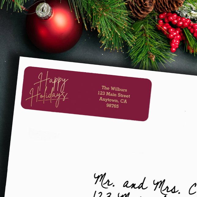 Gold Happy Holidays Cranberry Return Address Returadress Etikett (Gold script Happy Holidays on small cranberry horizontal return address labels)