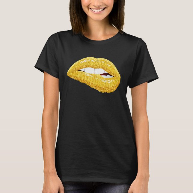 Gold Lips Biting Lipstick Makeup T Shirt (Framsida)