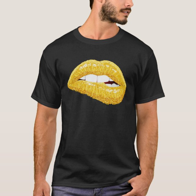 Gold Lips Biting Lipstick Makeup T Shirt (Framsida)