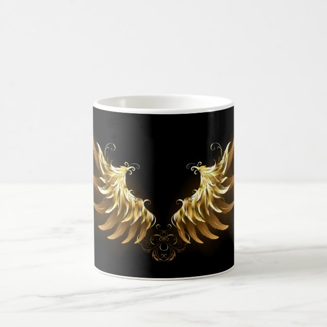 Golden Angel Vingar på svart bakgrund Magisk Mugg (Center)