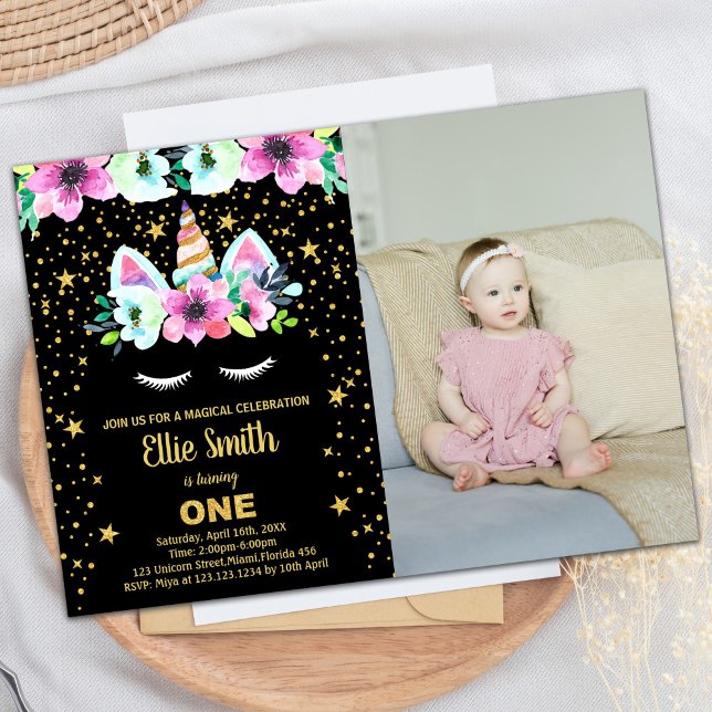 Golden Black Unicorn Birthday-inbjudningar med fot Inbjudningar (Golden Black Unicorn Birthday Invitations w photo)